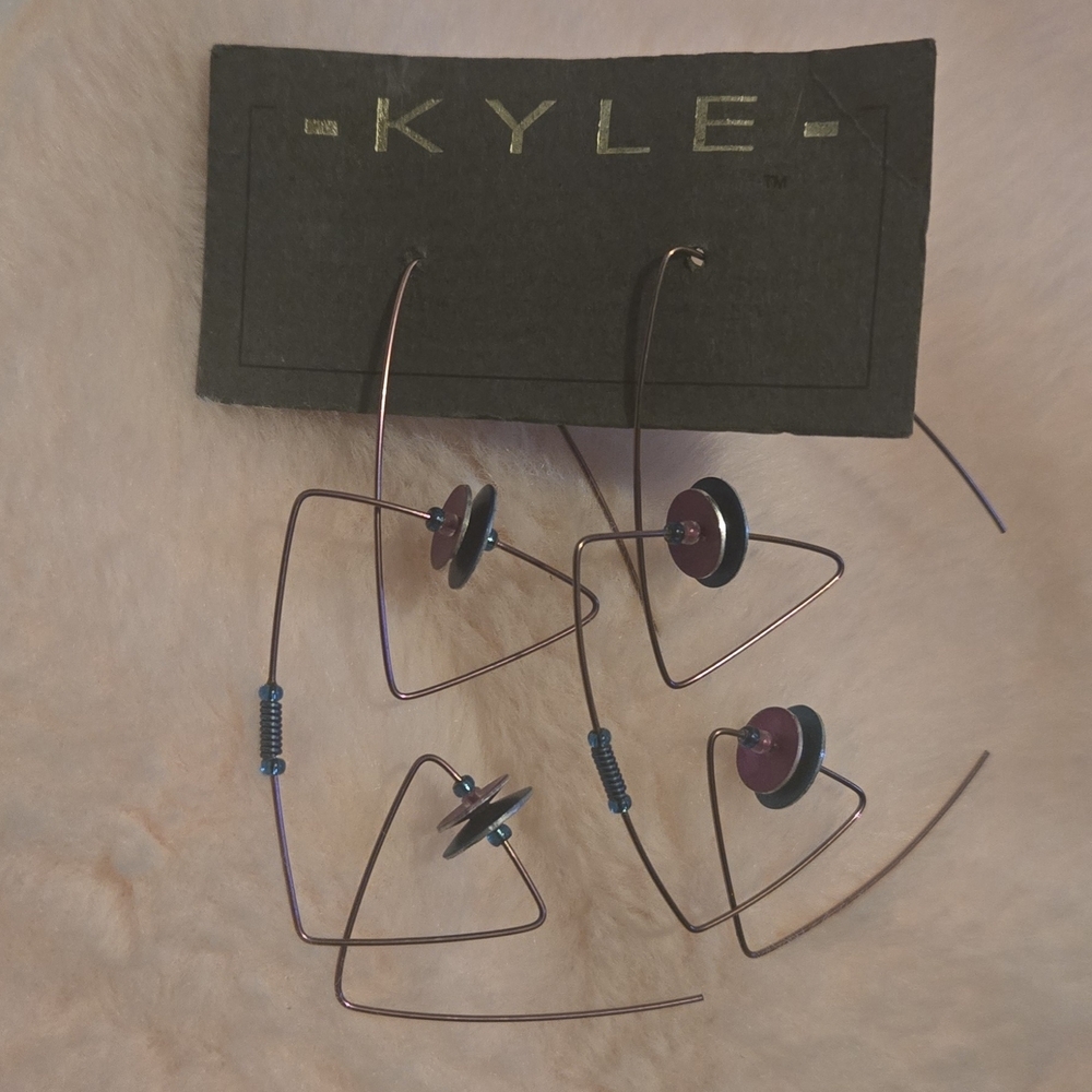 Vintage KYLE Purple and Blue Geometric Earrings - Picture 5 of 5